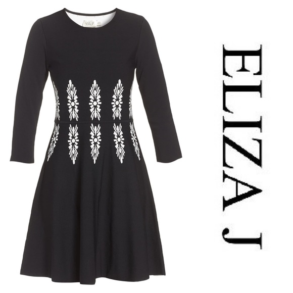 Eliza J Three-Quarter Sleeve Fit & Flare Dress - Picture 5 of 5